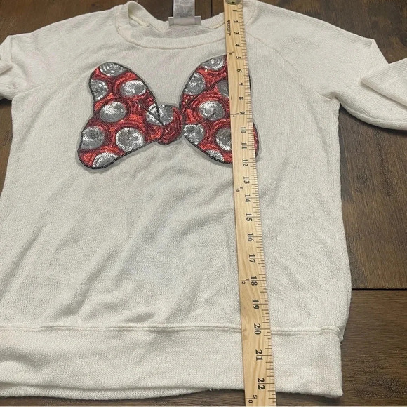 Disney Parks Minnie Bow women’s sweater. Size small. EUC. - Picture 7 of 8